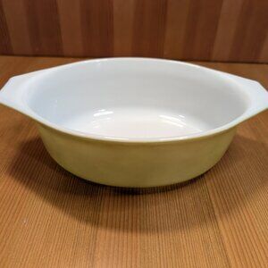 Vintage Pyrex 043 Avocado Green Verde Olive Casserole Dish 1-1/2 qt. No Lid VGUC